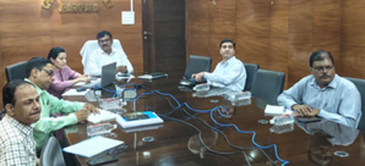 झारखंड में राजनीतिक दलों के साथ बैठक में चुनाव आयोग की हिदायत, नियम तोड़ा तो कड़ी कार्रवाई